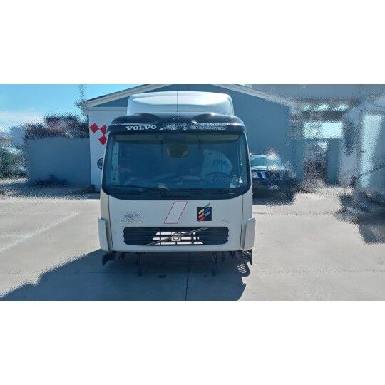 كابينة لـ الشاحنات Volvo FL7