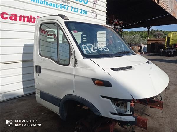 Venta de cabina para IVECO Daily II camión | Autoline AR Cabina para IVECO Daily II camión - Autoline