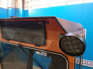 Kabin untuk mesin pemanen gandum Dronningborg 1650 dijual - Gambar 19 | Agroline ID Kabin untuk mesin pemanen gandum Dronningborg 1650 | Gambar 19 - Agroline