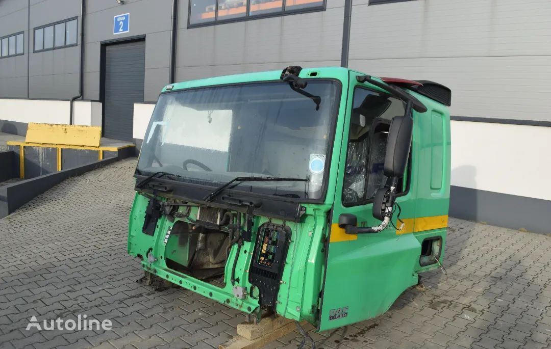 cabine DAF SZKIELET DZIENNEJ KABINY + DRZWI LEWE  CF pour camion DAF