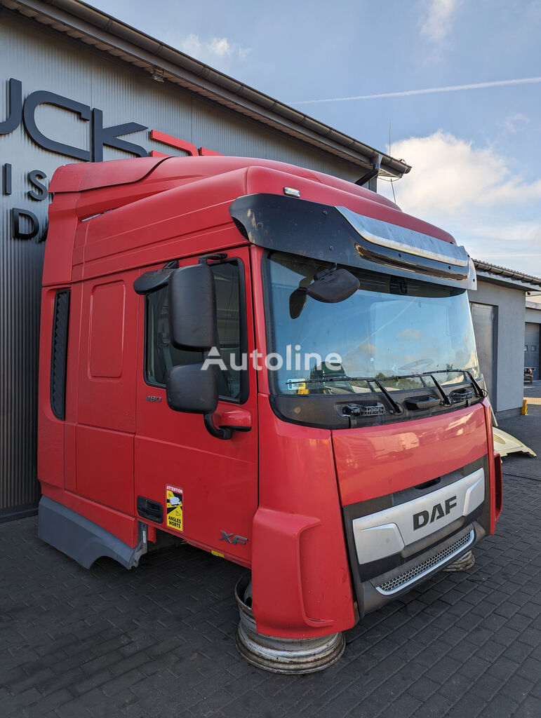 DAF XF 106 LIFT kabīne paredzēts DAF XF 106 LIFT vilcēja