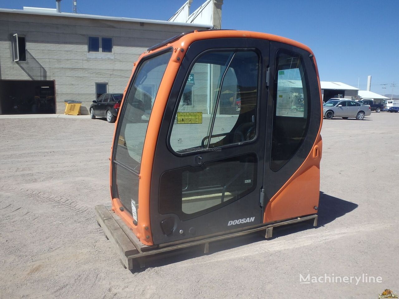 kabína Doosan DX225LL CEBAF-010052 na rýpadla Doosan DX225LL