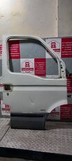 IVECO Daily E65 right door kabīne paredzēts vilcēja