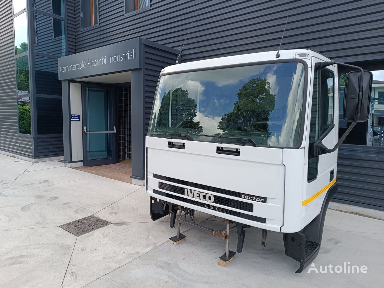 IVECO Eurocargo EURO 3 cabin for IVECO Eurocargo (1991 -> 2002) TECTOR version truck