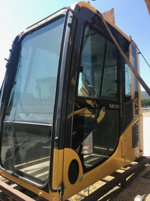 cabine pour excavateur Komatsu pour pièces détachées