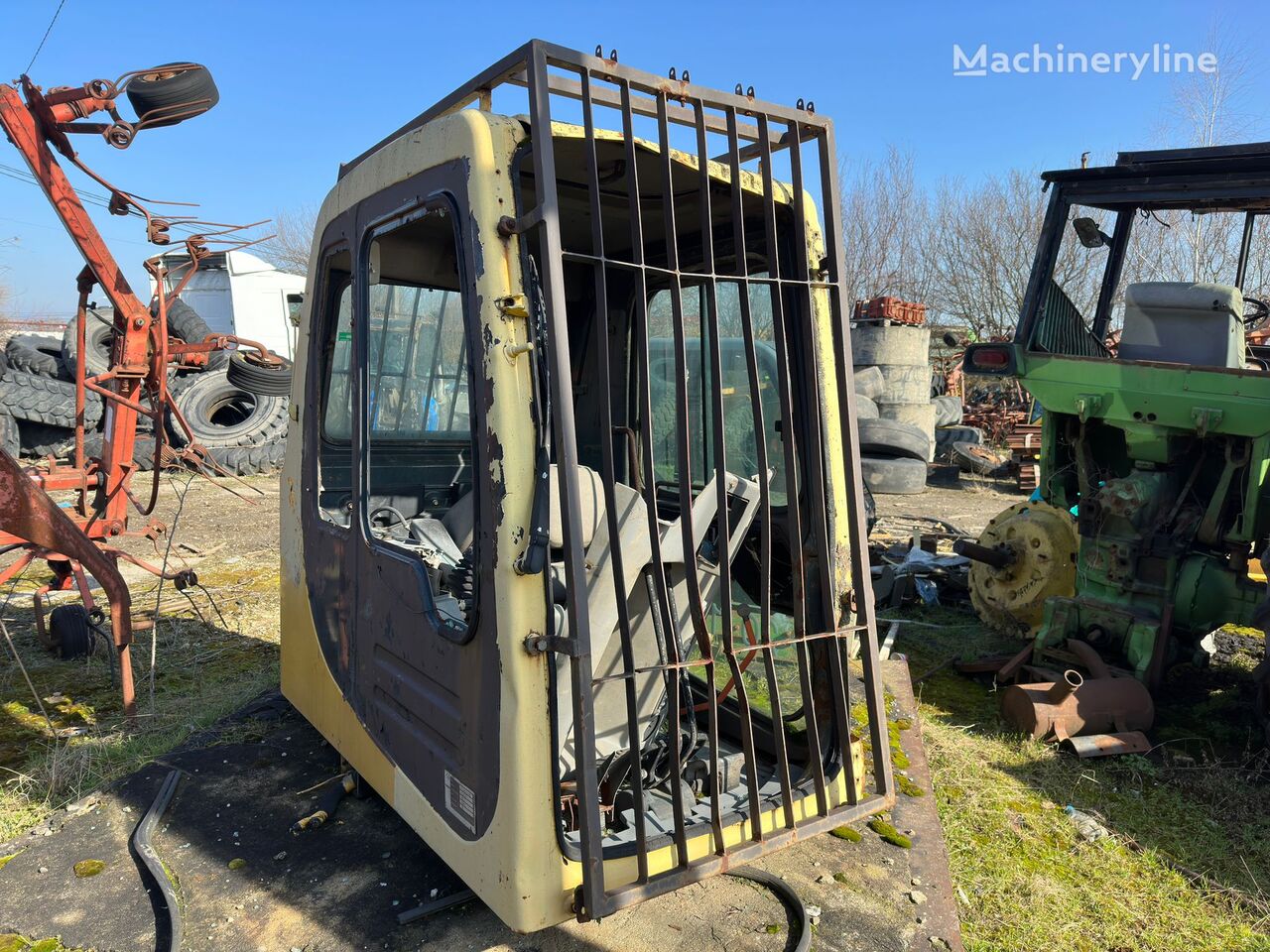 Кабина Komatsu PC240 NLC-6K для экскаватора - Machineryline