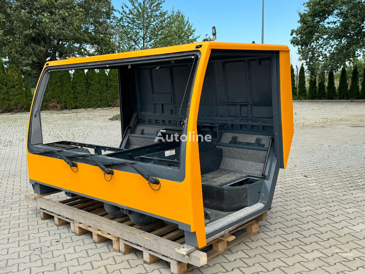 cabine Liebherr LTM pour camion Liebherr LTM