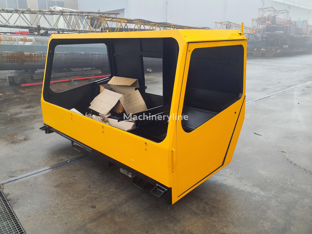 kabin Liebherr Liebherr LTM 1090 drivers cabin untuk mobile crane Liebherr  LTM 1090