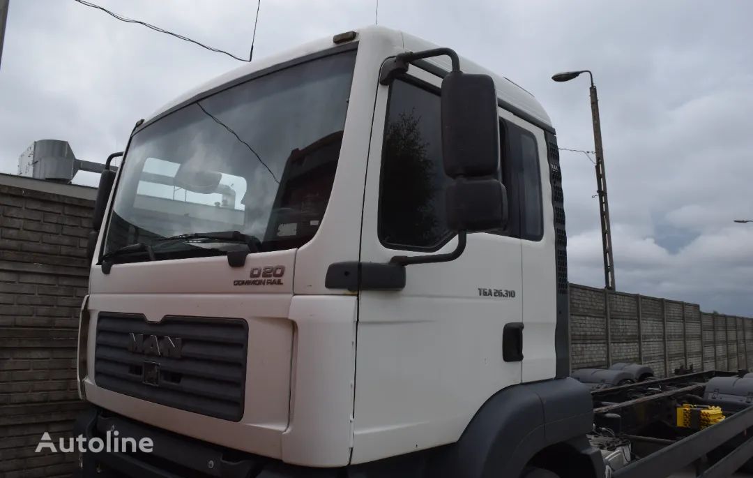 MAN KABINA WĄSKA CHŁODNIA Fahrerhaus für MAN TGA  LKW