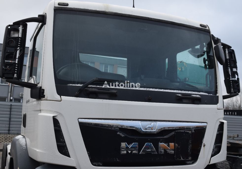 cabine MAN KOMPLETNA KABINA BUDOWLANA DZIENNA  TGS pour camion MAN