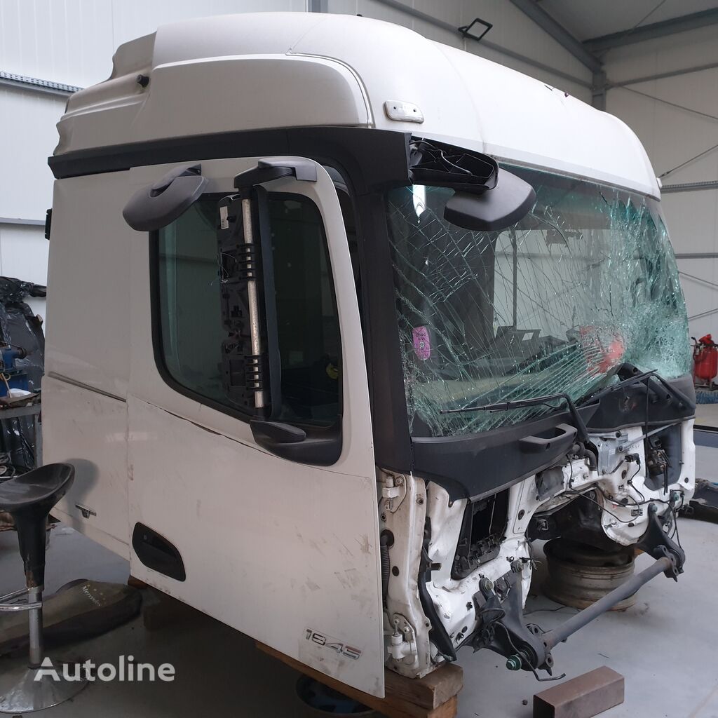 Mercedes-Benz ACTROS MP4 MP5 STREAM SPACE 2500 cabine voor Mercedes-Benz ACTROS MP4 MP5 trekker