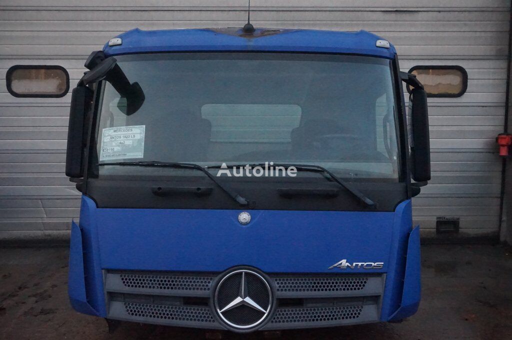 cabina Mercedes-Benz ANTOS S CLASSICSPACE 2.3 320MM 960 820 15 887984 para camião