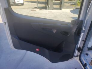 Mercedes-Benz ATEGO 6 CYLINDERS EURO 5 EURO 6 hytt till Mercedes-Benz lastbil