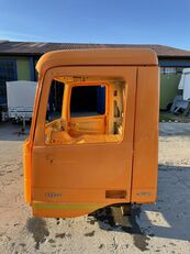 damaged Mercedes-Benz Actros MP3 MP2 DayCab cabin for Mercedes-Benz Actros  1841 truck