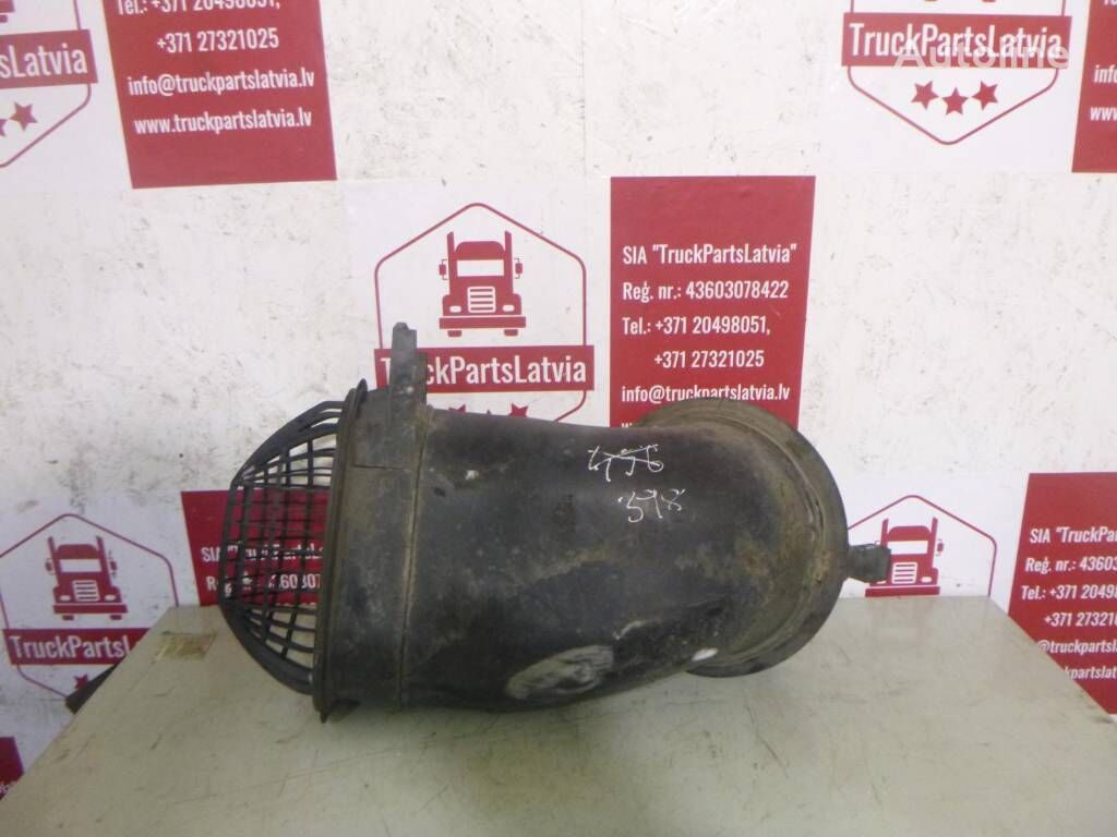 кабина Mercedes-Benz Atego radiator duct A9425281207 за камион влекач