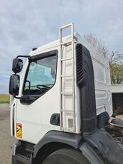 Renault GAMA D トラックのためのRenault KABINA キャビン