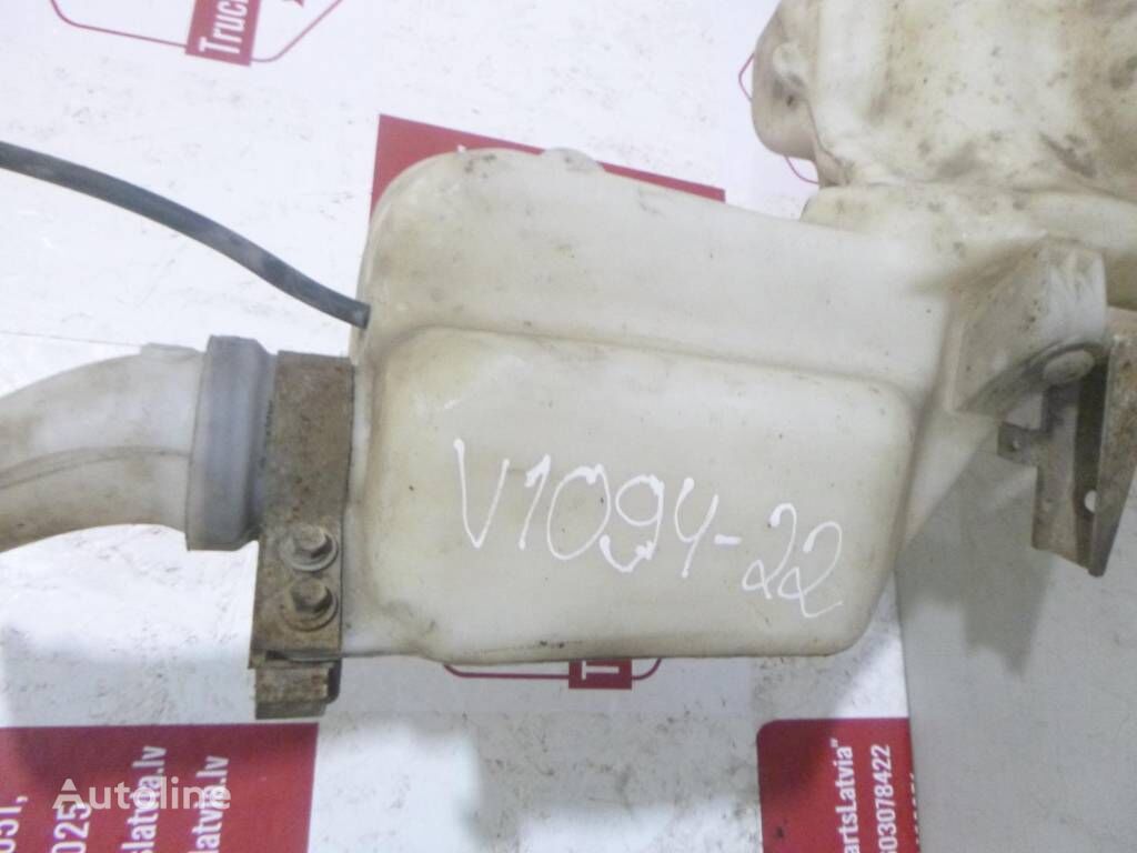 Volvo FH12 Windshield washer reservoir 20382656 cabina para tractora