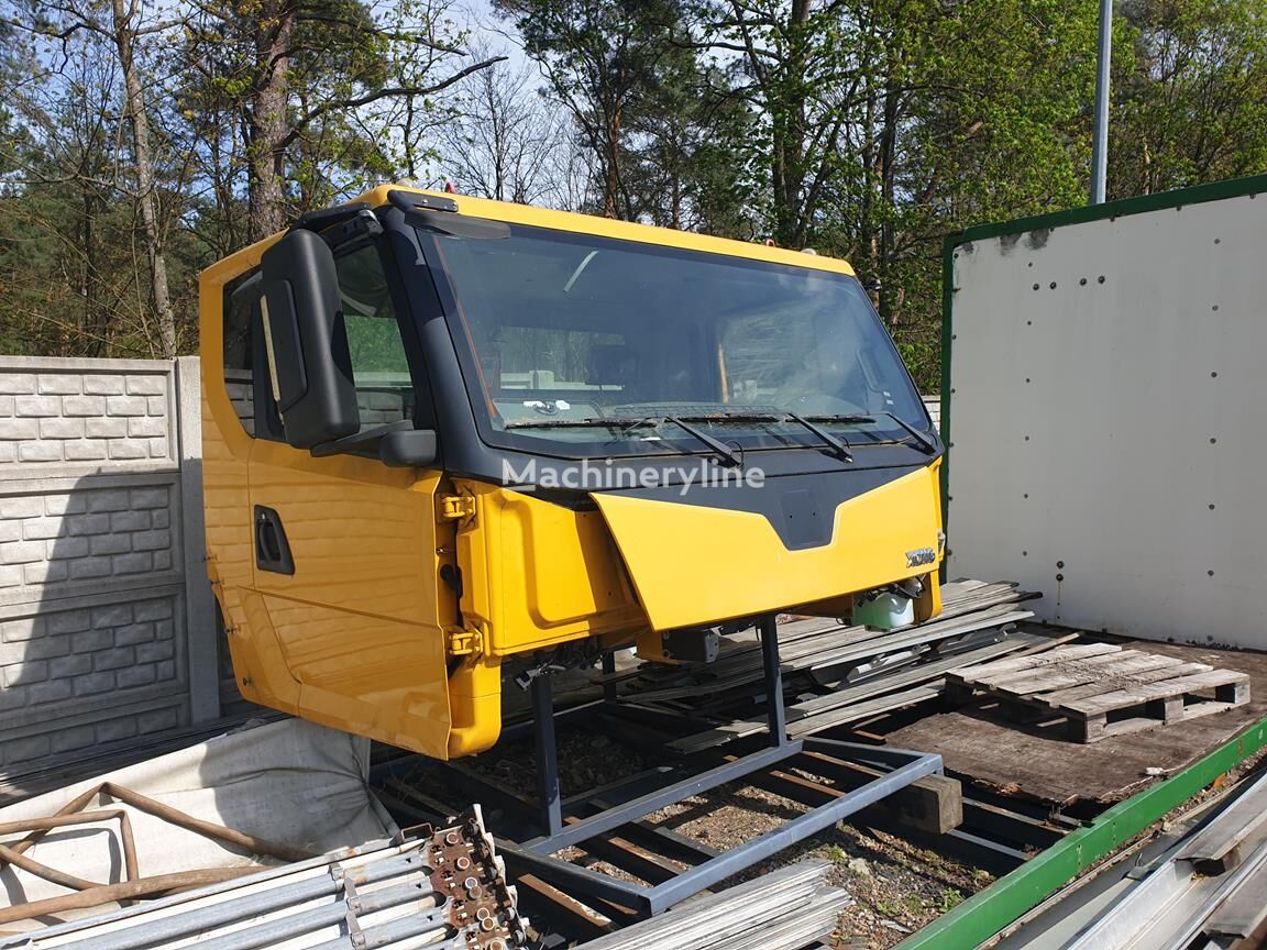 XCMG MODEL 25-75 NEW CABIN from 2019 for XCMG 25-75  mobile crane