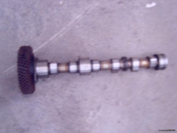 Deutz camshaft for equipment