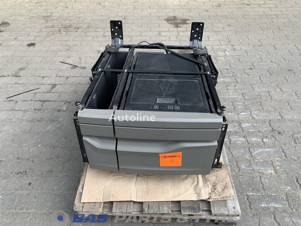 ثلاجة السيارة MAN TGX 30 81639106445 لـ الشاحنات MAN TGX - Autoline