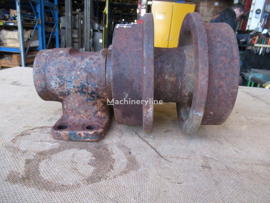 Simmel 1CH6C carrier roller for excavator