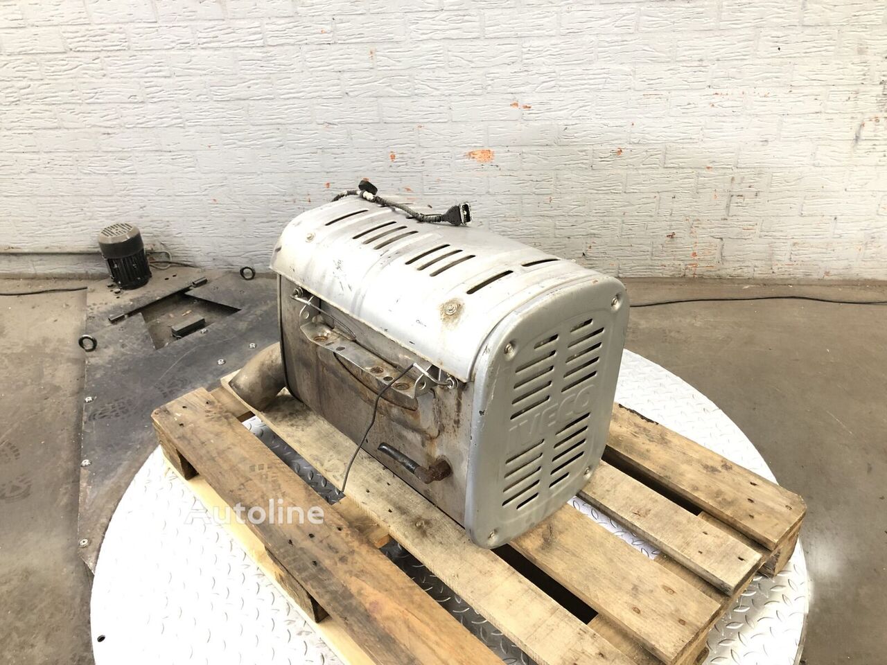 504289195 catalyst for IVECO Eurocargo 120E22 truck - Autoline