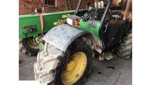 şasiu John Deere 3400