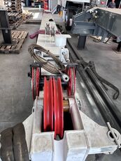 ch&acirc;ssis pour grue tout-terrain Tadano TL250EIII