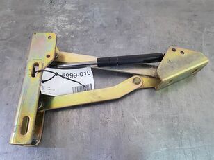 Volvo L30B-Z/SX-ZM2812684-Hinge/Scharnier chassis