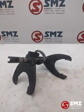 شوكة القابض ZF Occ schakelvork 1327306007 لـ الشاحنات