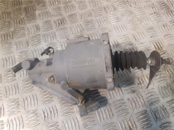 Pompa frizione 5010244224 per camion Renault - Autoline