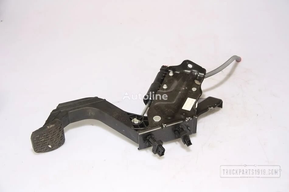 Mercedes-Benz Body & Chassis Parts Koppelingspedaal Sprinter 9062900501 pedal de embrague para camión