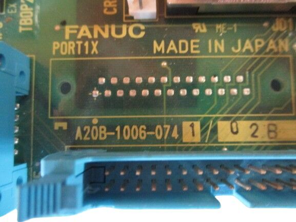 Fanuc A20B-1006-0741/02B unidad de control para robot industrial