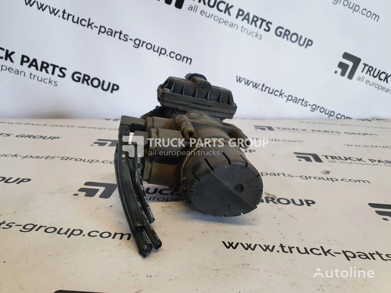 牵引车 MAN MAN TGX / TGS EURO6 emission brake EBS control valve under pedal K039569, 81521306298, 81521306275, 81521306276 的 控制单元 MAN TGX / TGS EURO6 emission brake EBS control valve under pedal K03