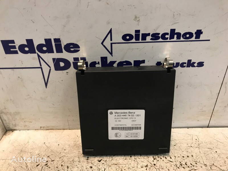 Mercedes-Benz A-klasse 0044467402 CPC3 REGELEENHEID MP4 A control unit for Mercedes-Benz Actros MP4 truck tractor