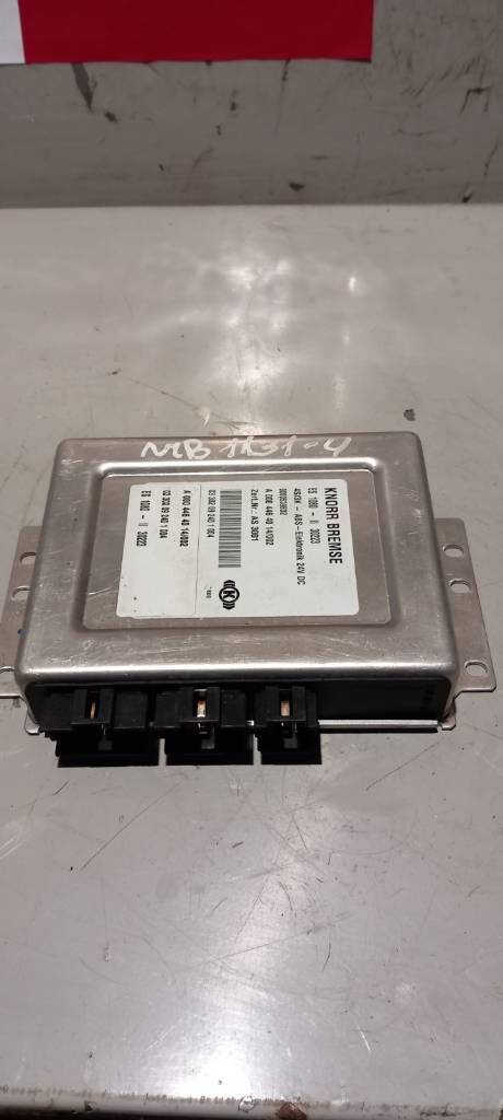 Mercedes-Benz Atego KNORR-BREMSE CONTROL UNIT 0004464014 unidad de control para tractora