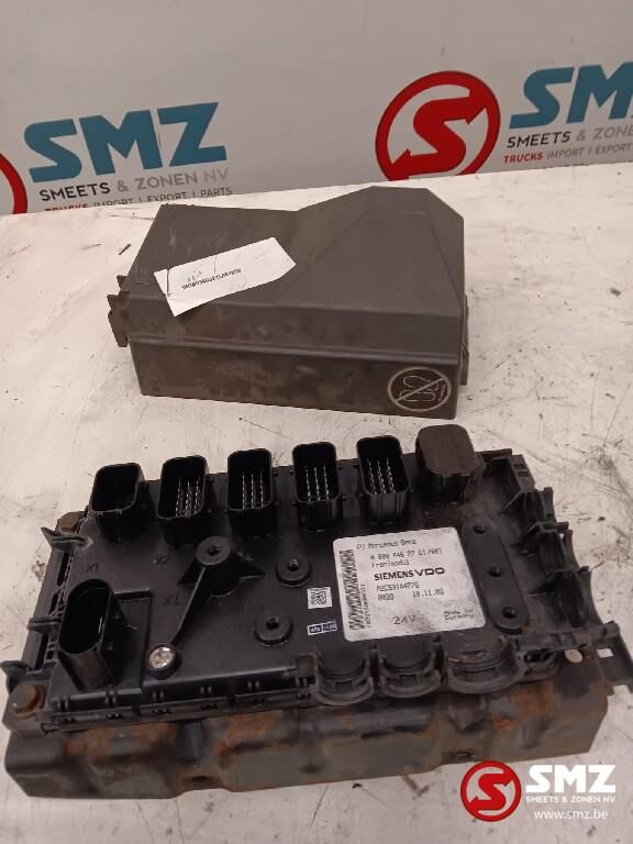 блок управления Mercedes-Benz Occ frontmodule regeleenheid A0004462761 для грузовика