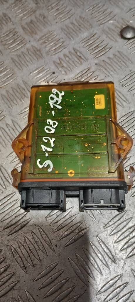 Scania 94 D. QM1136 QM1136 control unit for truck tractor