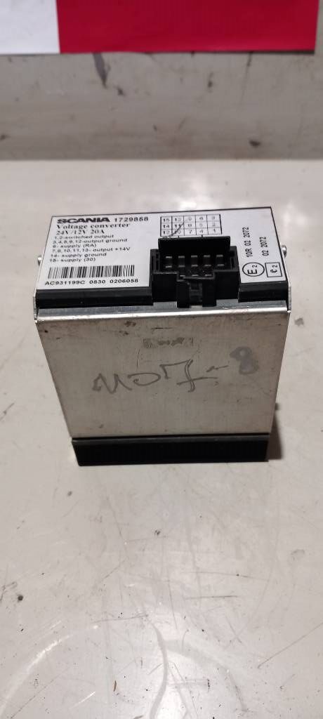 Scania R 440. 1729858, 1729574 1729858 control unit for truck tractor