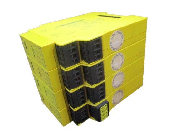 Sick Flexi Soft FX3-XTIO84002 (4 pieces) control unit for industrial robot - Machineryline