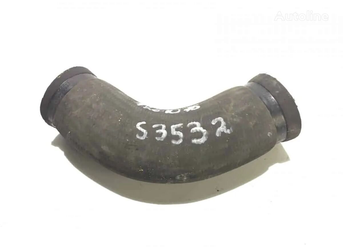 tuyau de refroidissement pour camion Scania S3532