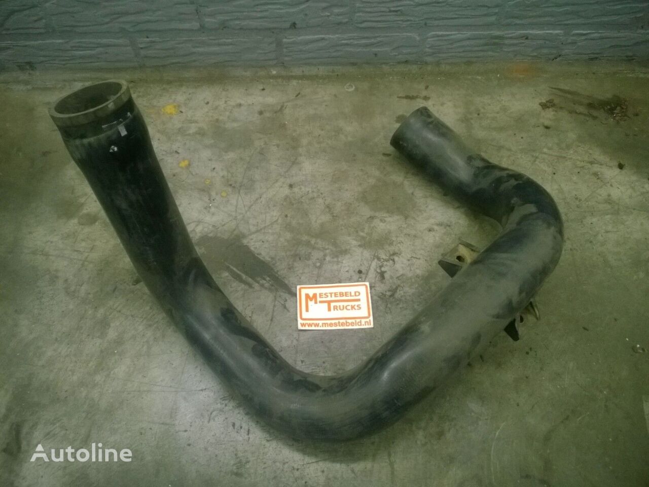 Koelwaterslang radiateur cooling pipe for DAF 85 CF truck