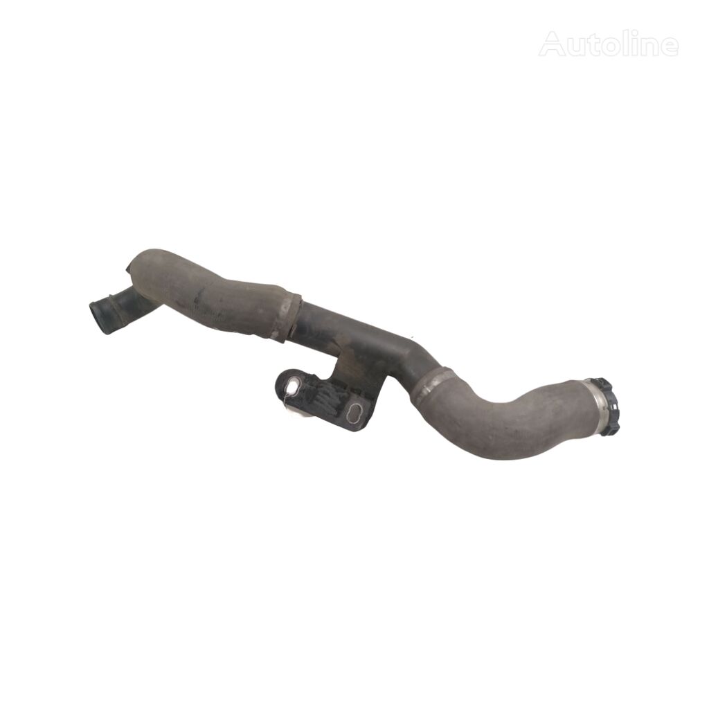 патрубок Mercedes-Benz Coolant pipe 9605000889 для тягача Mercedes-Benz Actros