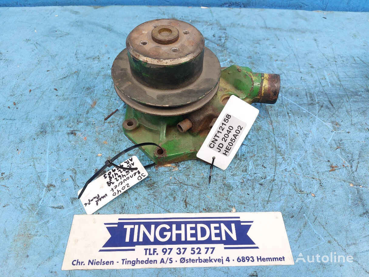 John Deere 2040 crankcase