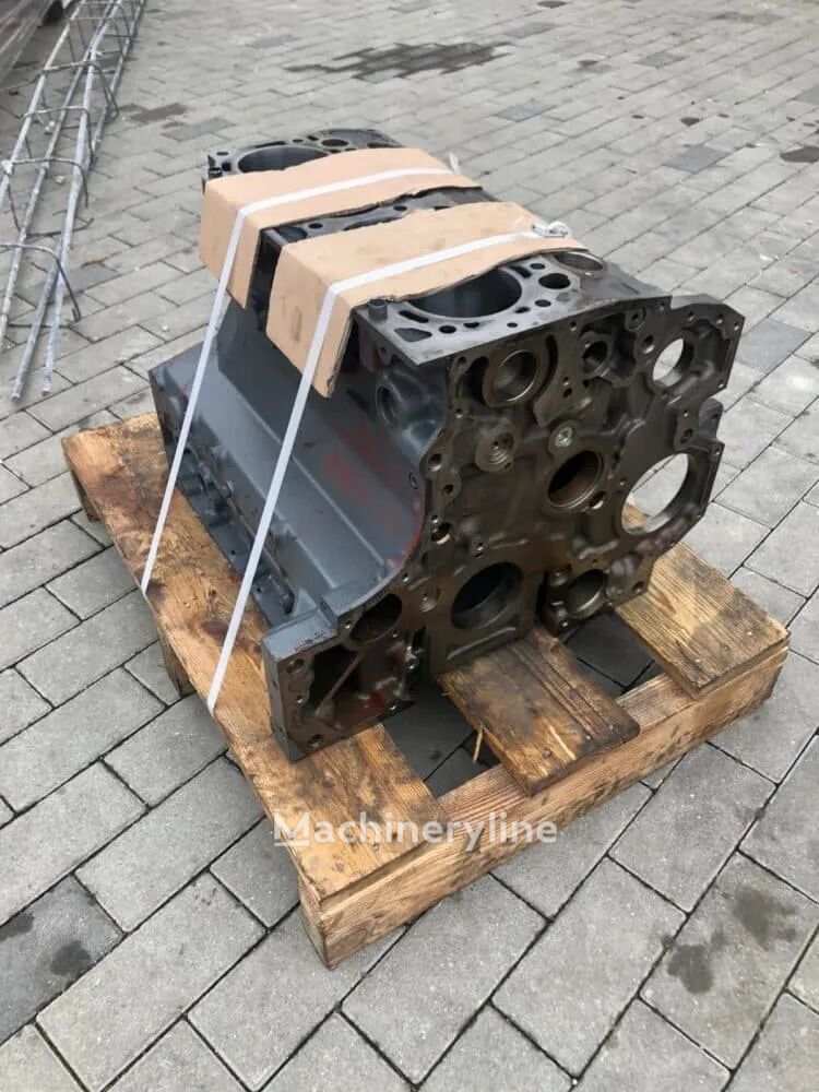 Bloc motor pentru cylinder block for construction equipment for sale | Machineryline Bloc motor pentru cylinder block for construction equipment - Machineryline