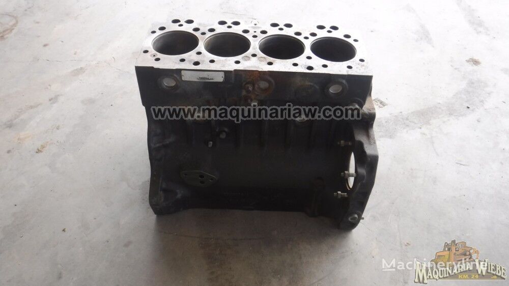 Caterpillar 105-1998 cylinder block for Caterpillar 3054 backhoe loader