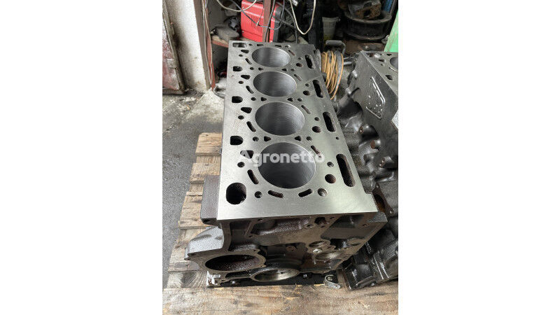 JCB A1612 cylinder block for wheel tractor - Agronetto