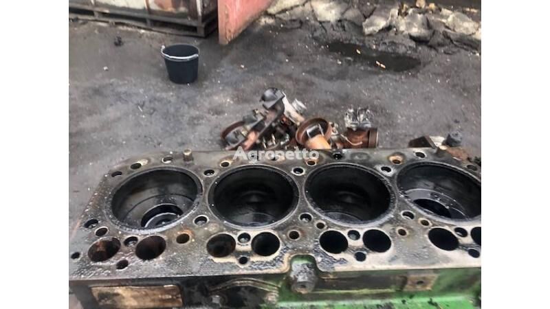 John Deere 6410 cylinder block