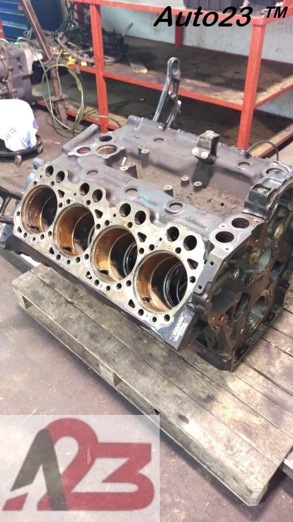 blok válců Liebherr D28 E5 Crankcase MAN V8 D2868LF pro bagru