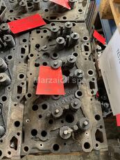 testata motore per trattore stradale DAF XF 95